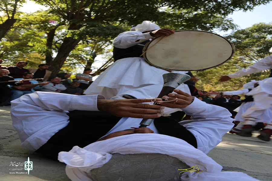 تئاتر خیابانی