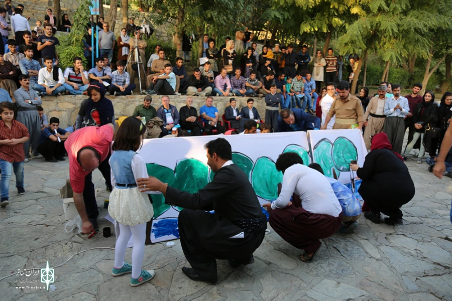 تئاتر خیابانی