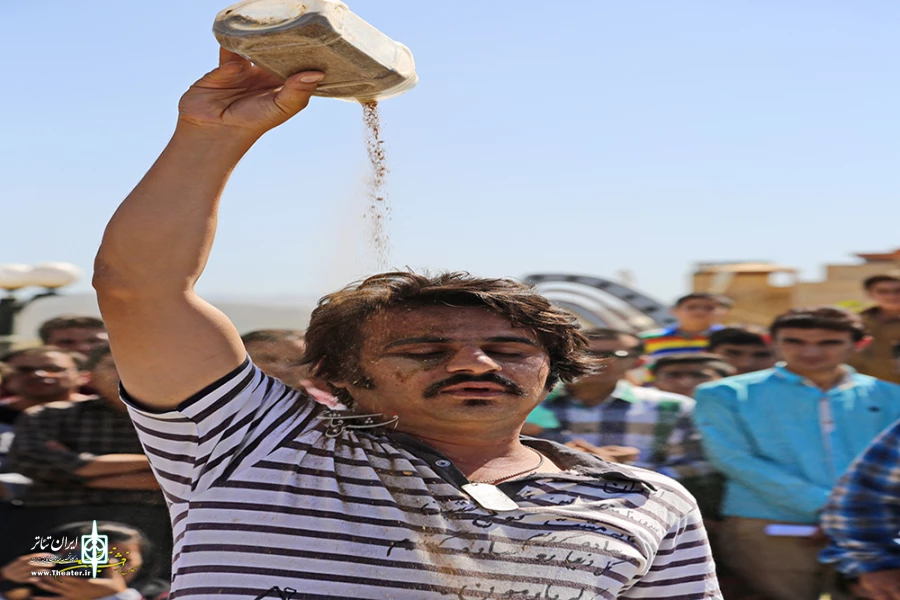 تئاتر خیابانی