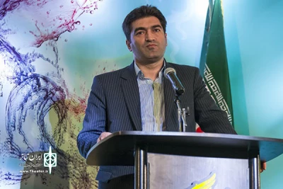 در دیدار مدیر عامل انجمن هنرهای نمایشی کشور با مدیرکل ارشاد کردستان مطرح شد

رشد قابل توجه زیرساخت های حوزه هنرهای نمایشی کردستان