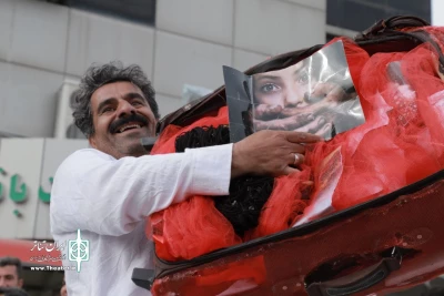 اجرای تئاتر خیابانی

اجرای «چمدان» در شهر بانه مورد استقبال قرار گرفت