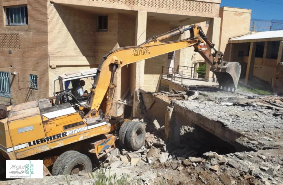 آغازعملیات ساخت پلاتوی تخصصی تئاتر سقز  3
