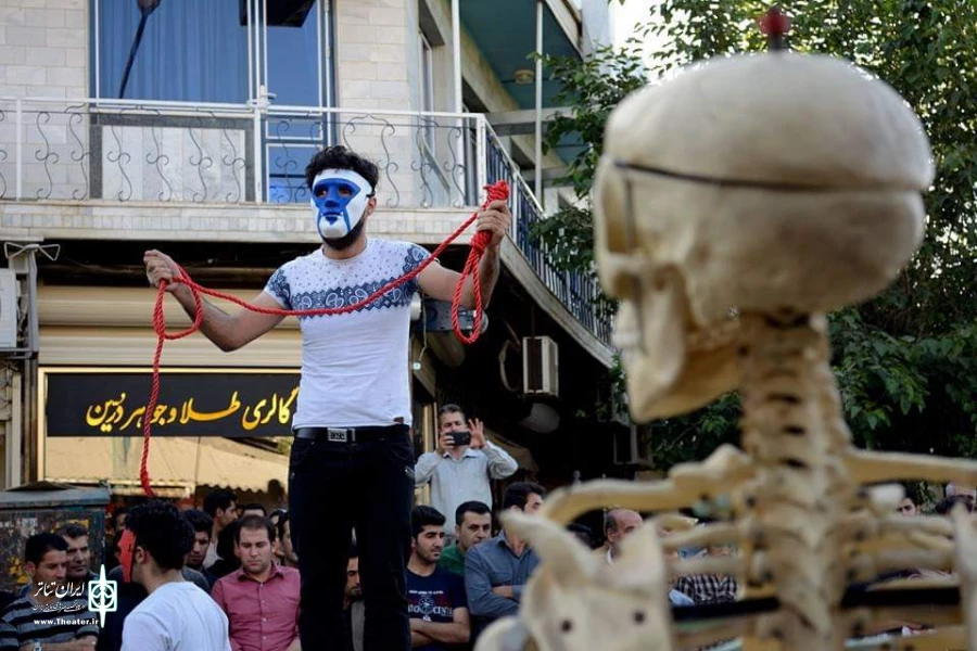 اجرای " بودن یا نبودن " به کارگردانی  فرزاد حسن میرزایی  2