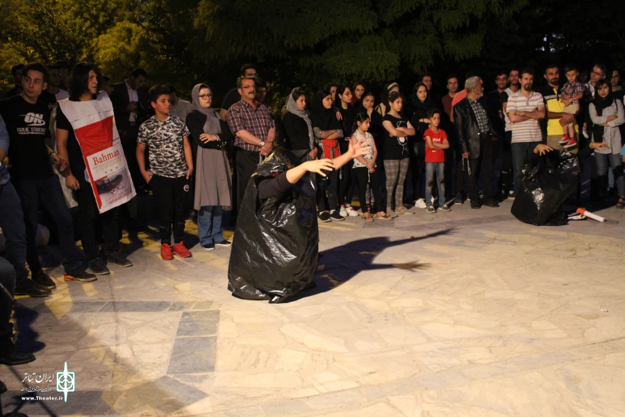 "آشغال دوست داشتنی " به نویسندگی وکارگردانی محمد نقی حیدری  3