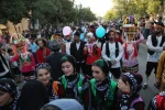 چهاردهمین جشنواره بین‌المللی تئاتر خیابانی مریوان با برپایی یک شادی پیمایی با رنگ‌ها و نواهای متنوع رسما کار خود را آغاز کرد. 2