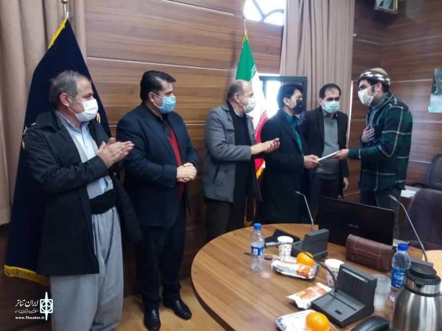آیین اختتامیه جشنواره نمایش کوتاه طنز مجازی " مال ، شانو ، پی که نین " برگزار شد  2