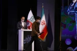 قدردانی هنرمند نوجوان از دکتر قطب الدین صادقی 2