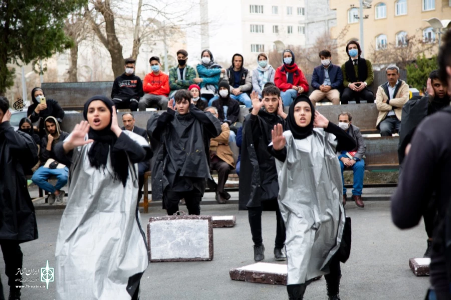 نمایش خیابانی "کاف گاف" به نویسندگی و کارگردانی افشین خدری 3