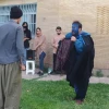نمایش خیابانی «زندگی خاکستری»به طراحی و کارگردانی نوید مرتضایی 3