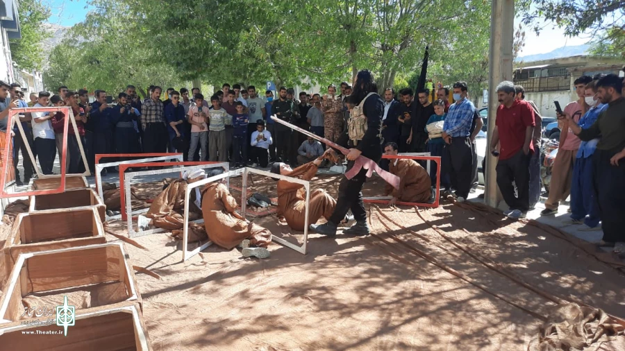 نمایش خیابانی "درد مشترک  "درمریوان وسرو آباد به اجرا در آمد 3
