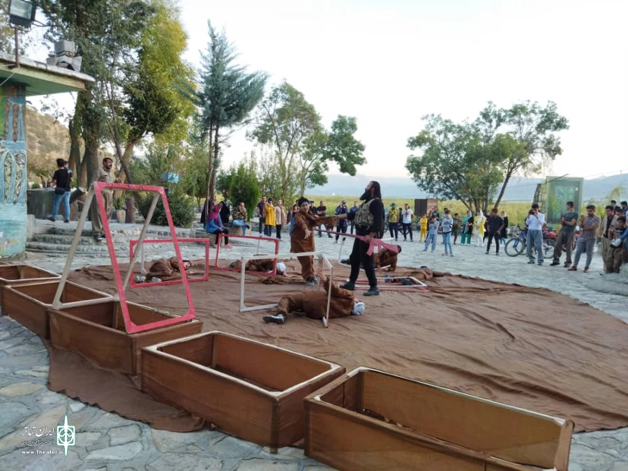 نمایش خیابانی "درد مشترک  "درمریوان وسرو آباد به اجرا در آمد 4