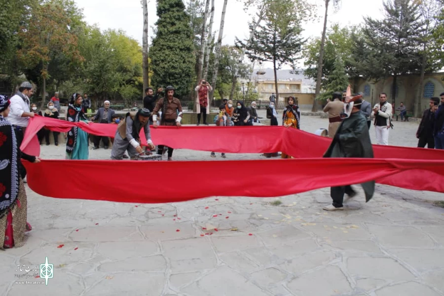 "هەنسکی ئەوینی گولی " به کارگردانی هوشیار قوامی 4