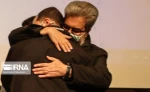 تجلیل از خانواده شادروان محمدعلی عبدالملکی به پاس سالها تلاش در حوزه تئاتر استان 3