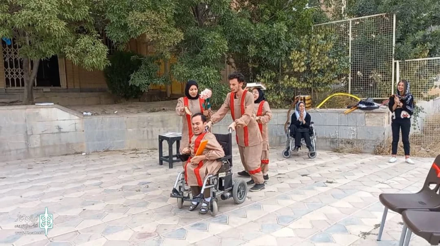 نمایش خیابانی "روز تولد من" از قروه جوایز متعددی را کسب نمود. 2