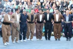 استقبال چشمگیری مردم هنردوست مریوان از هنرمندان 5