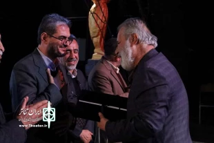 برگزیدگان هجدهمین جشنواره بین‌المللی تئاتر کردی سقز معرفی شدند 3