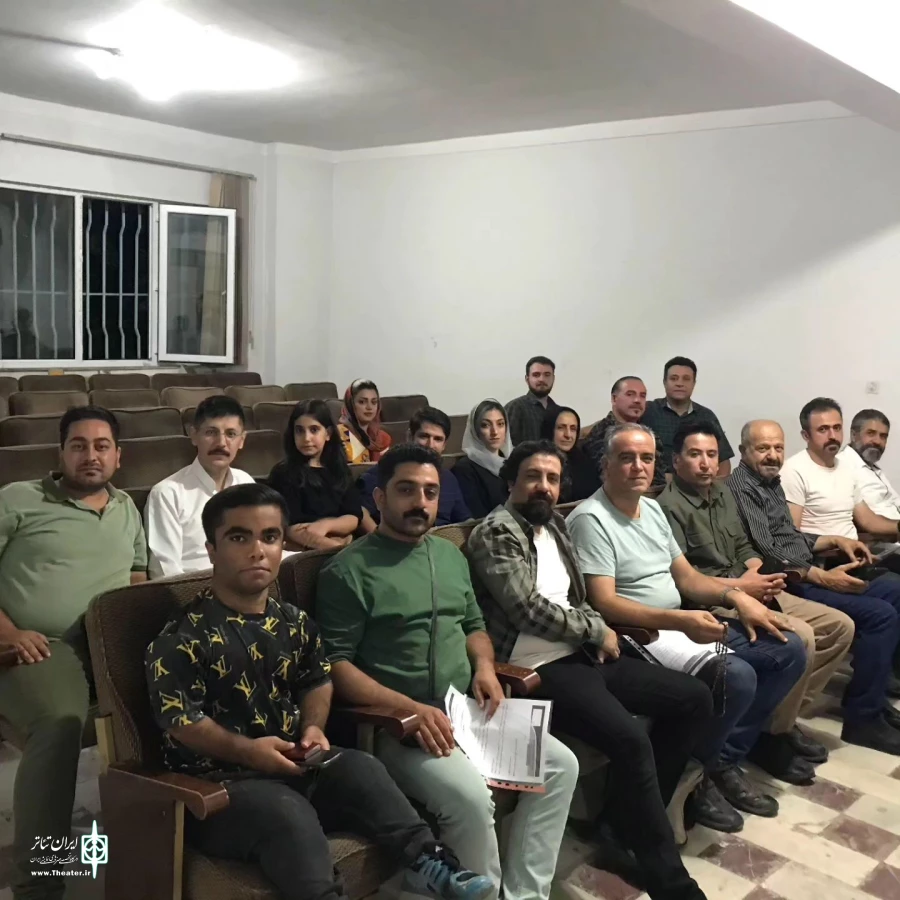 شروع رسمی فعالیت کمیته های اجرایی دومین جشنواره تئاتر آئینی سنتی و آیین های نمایشی زیویه _سقز 
طی احکامی ازسوی دبیراجرایی جشنواره،مسئول کمیته های فرهنگی ،بولتن ،روابط عمومی و اطلاع رسانی،اسکان و پذیرایی،فنی و تشریفات ،مالی، سمعی و بصری، داوران،حمل و نقل 