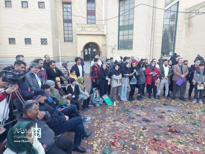تازه‌ترین اثر خیابانی گروه تئاتر مدرن

نمایش «خوردن آب از شیر قرمز ممنوع» در شهر سنندج اجرا شد