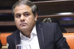 نمایش «هملت ماشین» به نویسندگی و کارگردانی فاتح بادپروا از مریوان در جشنواره تئاتر فجر ۴۳ 2