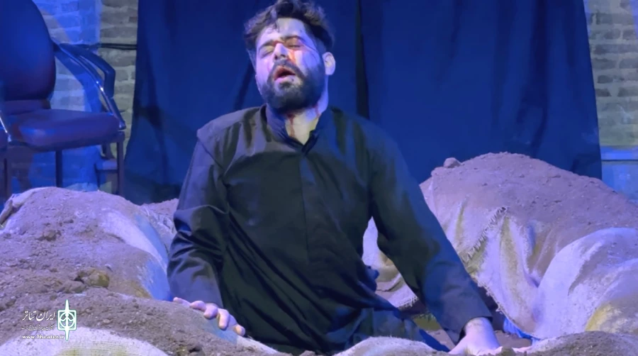 نمایش  «له بیربردنه وه»  (فراموش کردن) به نویسندگی و کارگردانی کامران قسیمی برای عموم اجراشد. 3